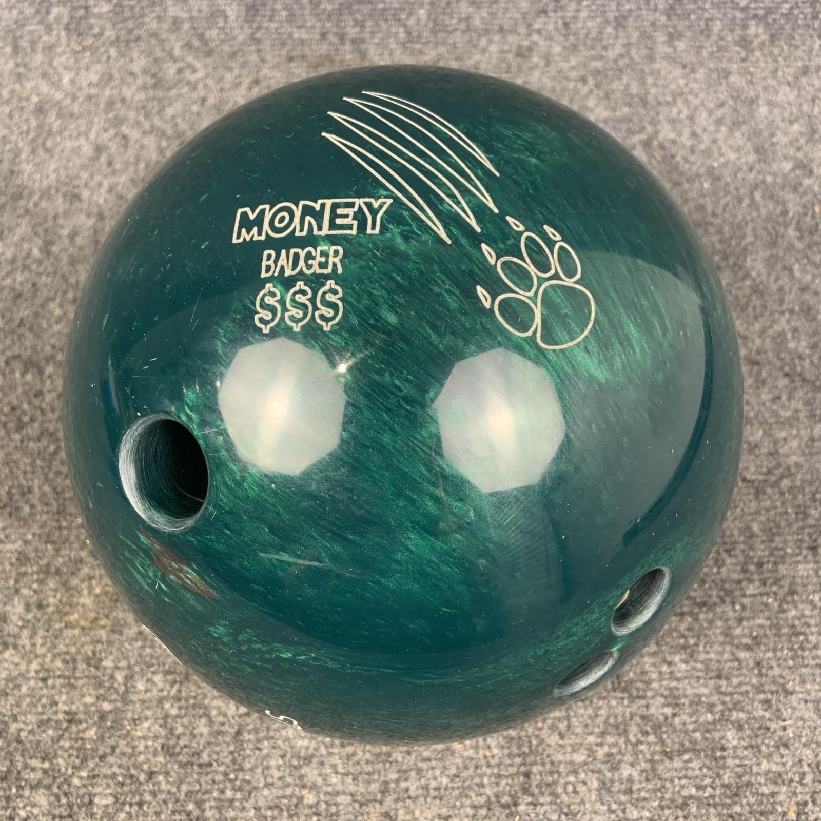 900 Global Money Badger 15 lb Bowling Ball 14.80 lbs Actual Weight 14-15lbs
