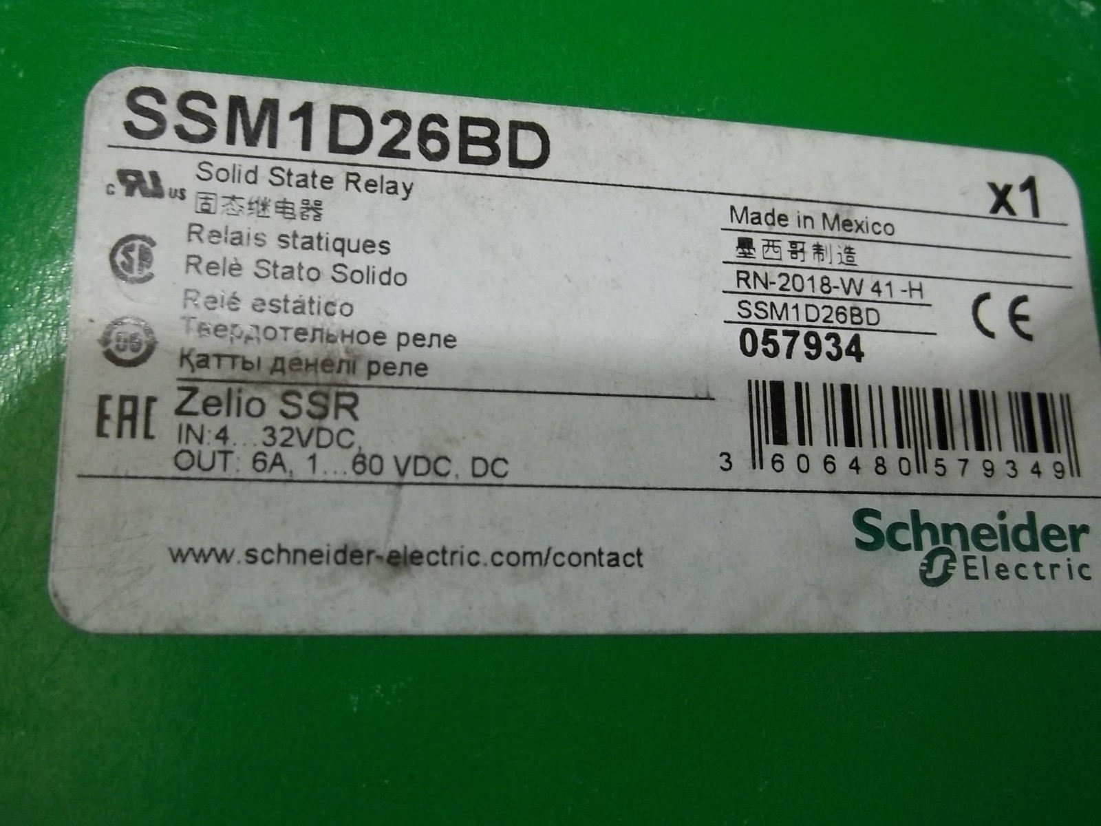 NIB SCHNEIDER SSM1D26BD SOLID STATE RELAY (WL52-2)