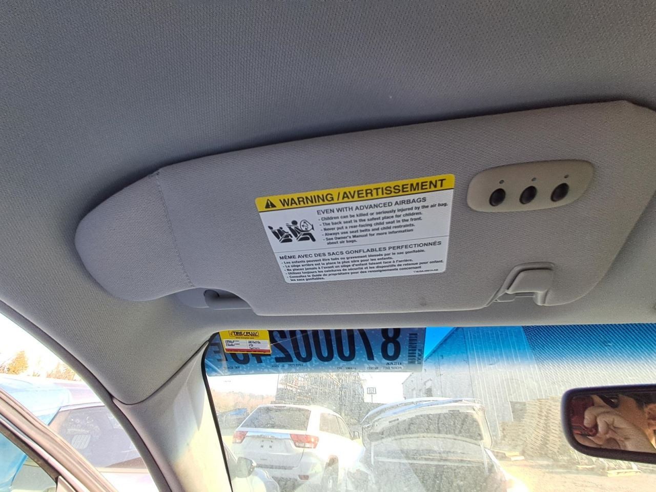 MKZ 2010 Glove Box 4869932