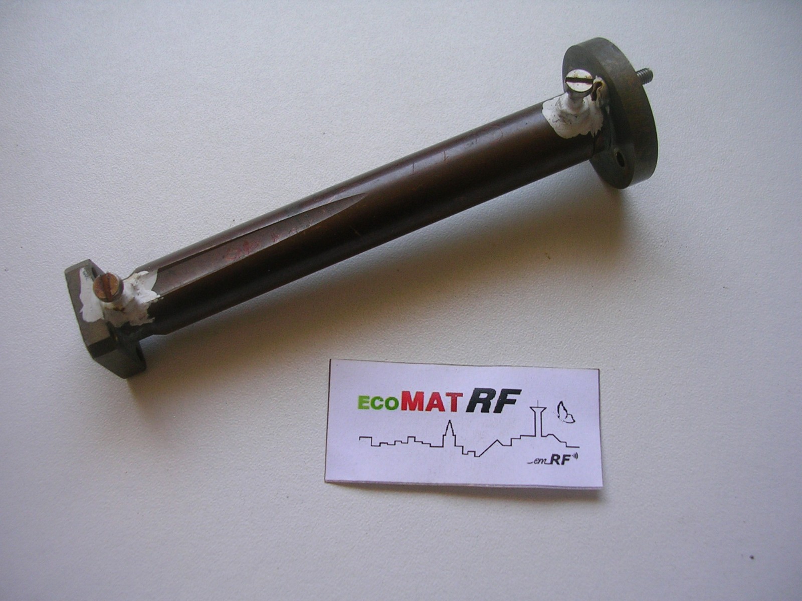 WAVEGUIDE WR28 SQUARE FLANGE ADAPTER TO ROUND WAVEGUIDE #3810