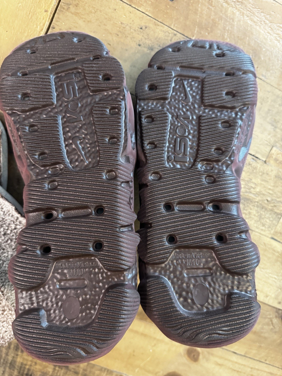 Nike ISPA Universal Earth Brown Slipper Sandals, Size 10 or 7 DM0886-200 crocs