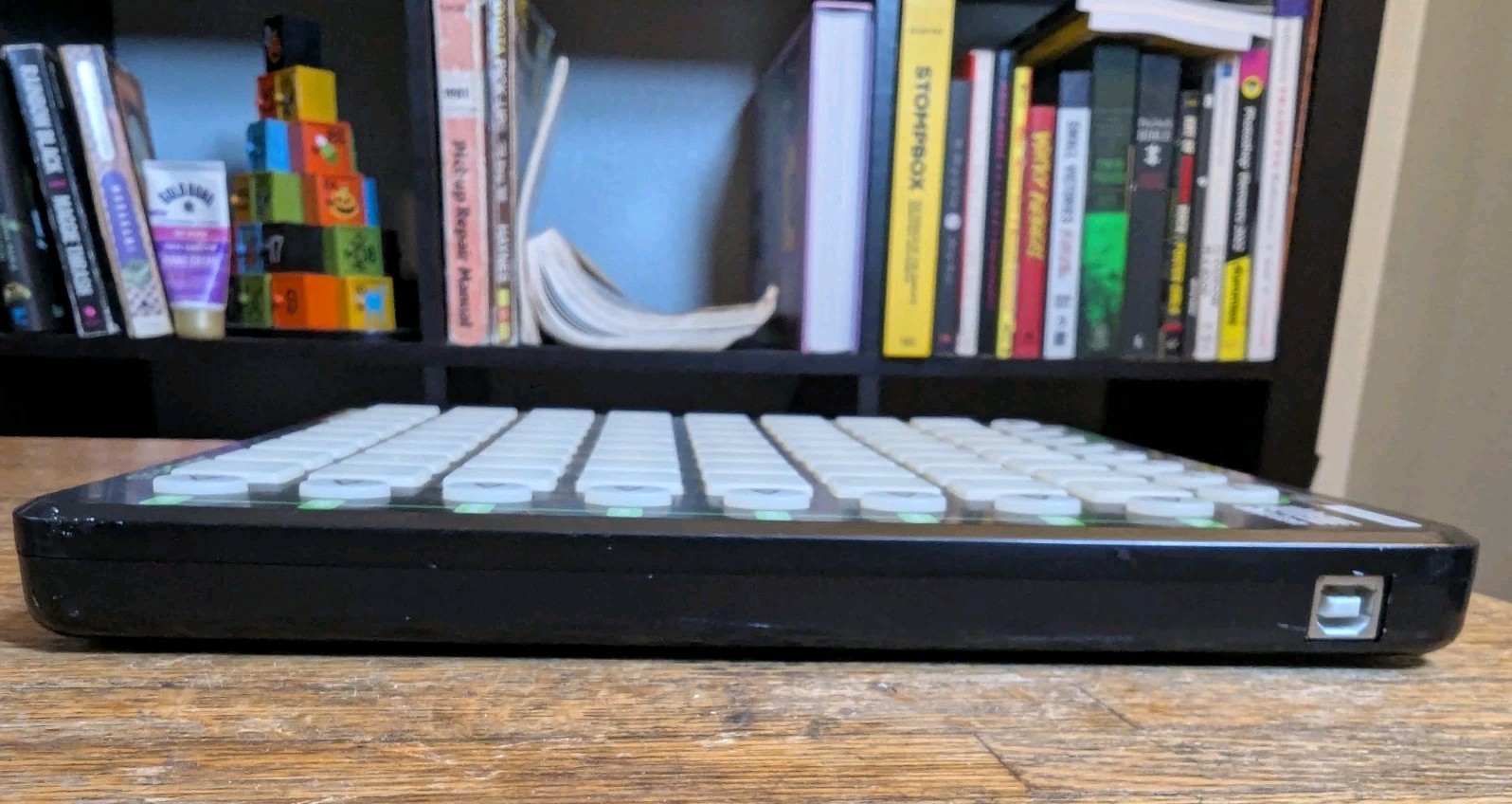 Novation NOVLPD01 Launchpad 64 Pad Controller Ableton Live Tested!