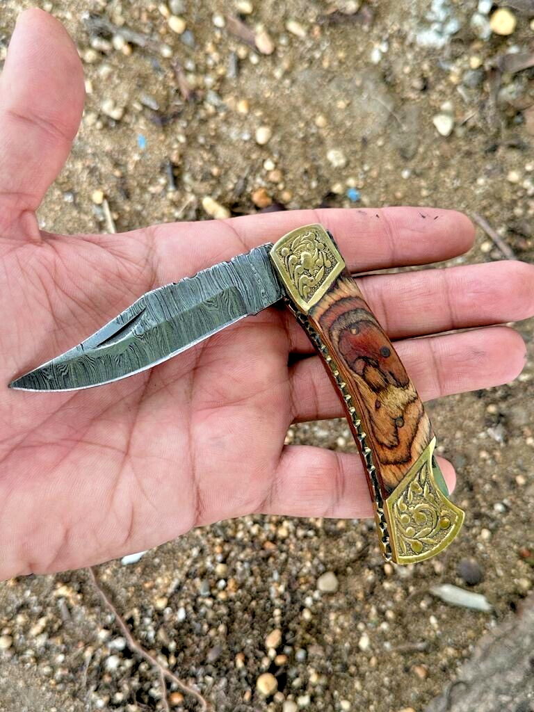 Handmade Damascus Steel Pocket Knife Folding Blade knife Hunting Survival x151