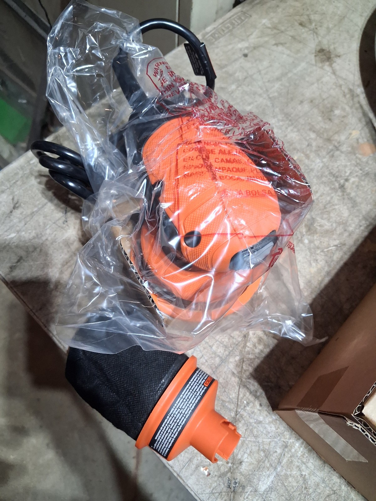 Black+Decker 5" Random Orbit Sander Corded NEW