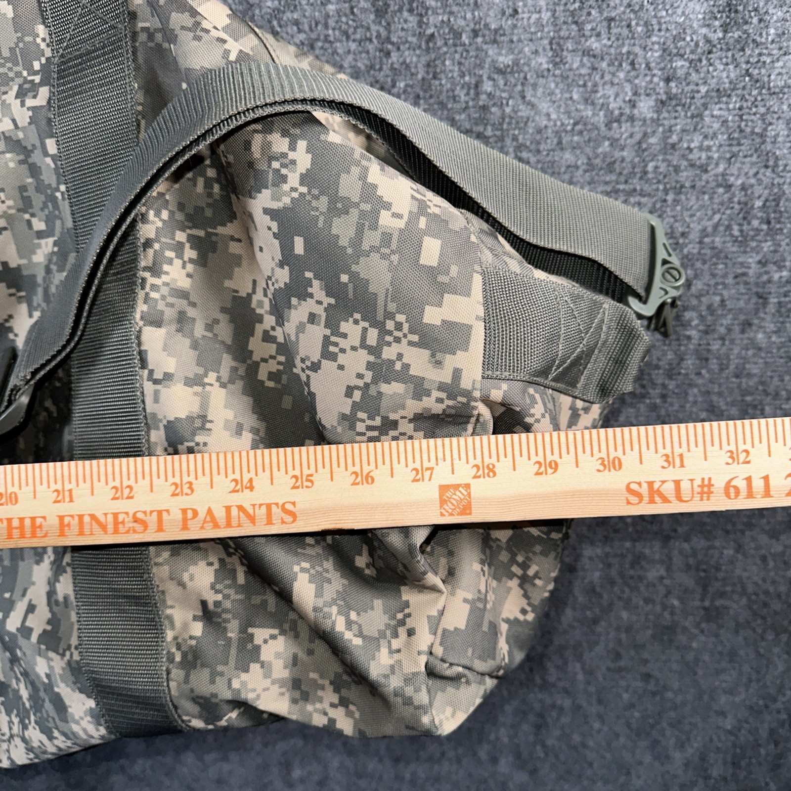 US Military 30" ACU Duffle Bag