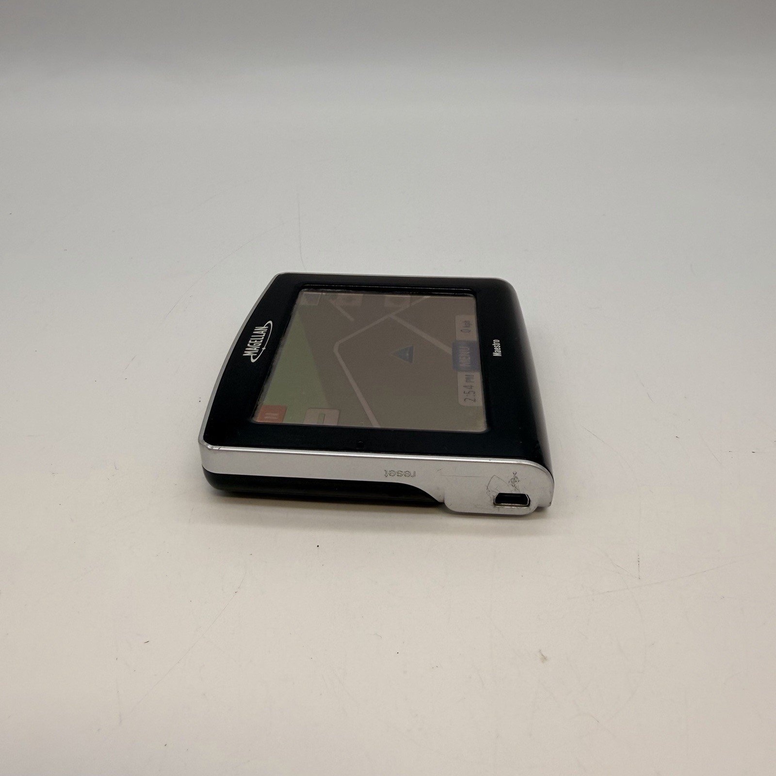 Magellan Maestro 3210 GPS Navigation System Touchscreen Tested
