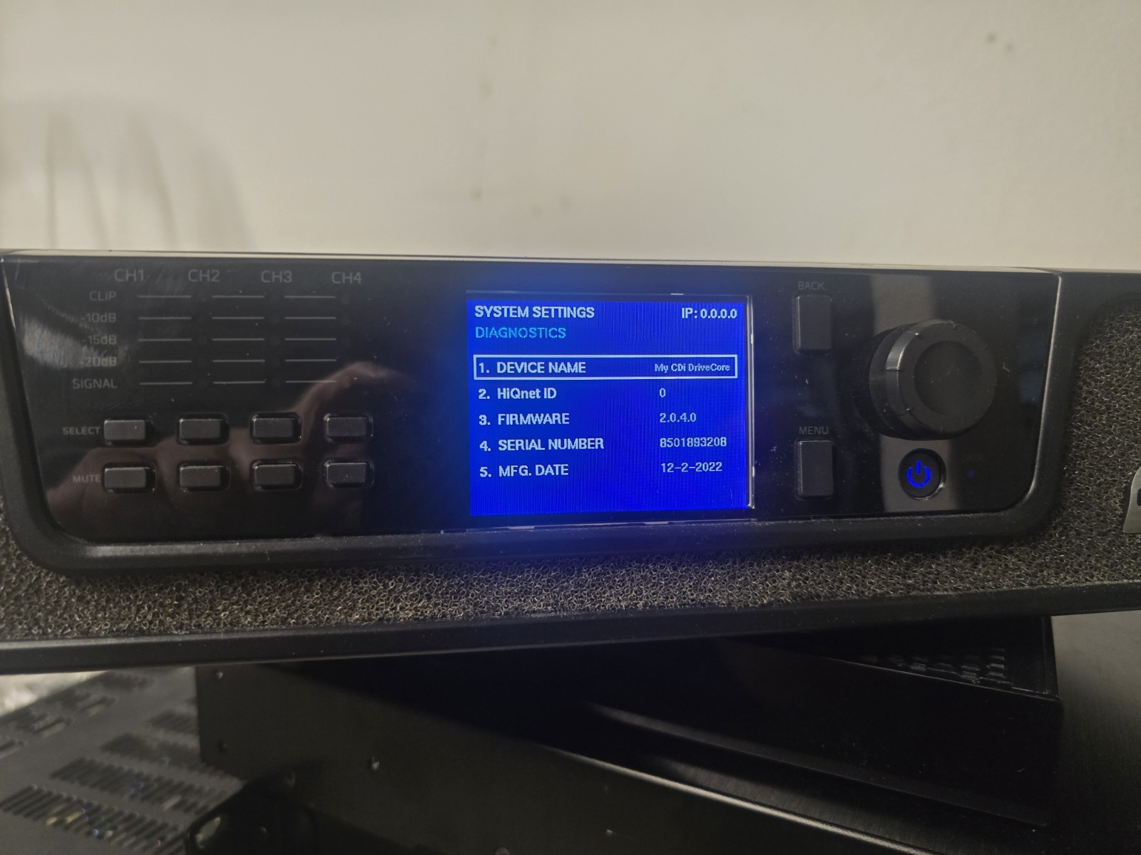 Crown CDi 4|600BL DriveCore Analog 4-Channel 600-Watt Amplifier