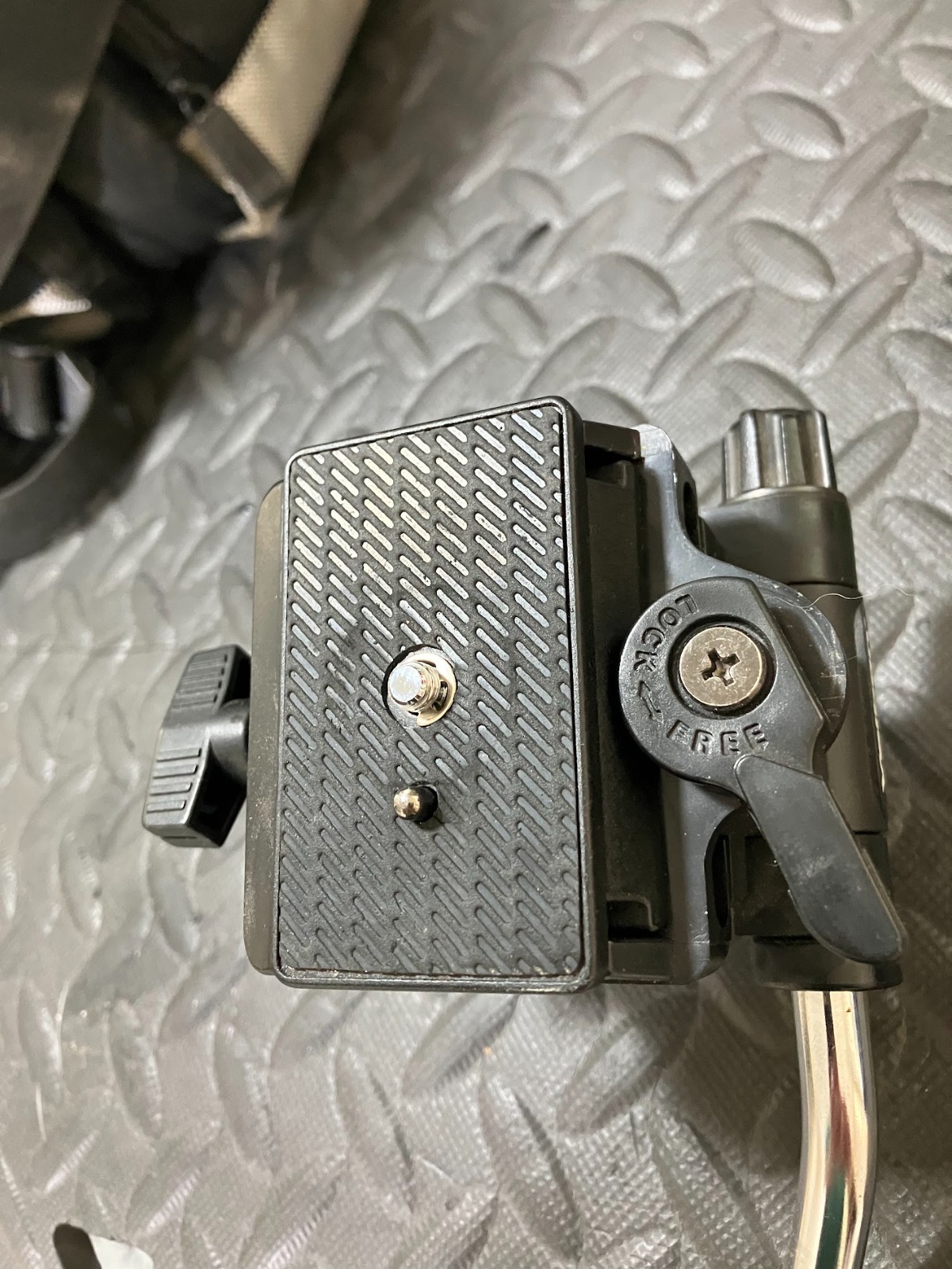 Velbon PH-368 Vel-flo 9 Mini-Pro Fluid Panhead