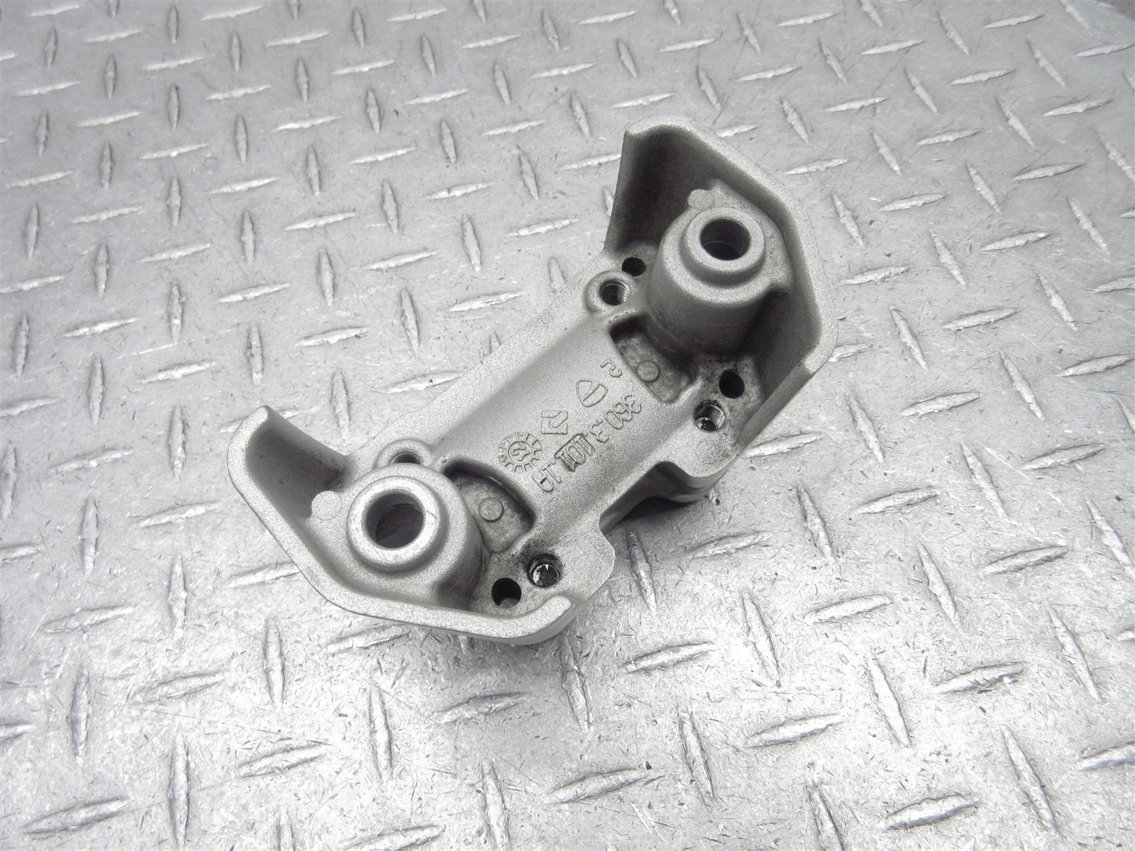 2013 12-14 Ducati Monster 696 Handlebar Riser Clamp Mount Upper Lower Bracket