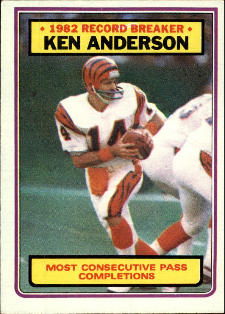 B2600- 1983 Topps FB Cards 1-200 MOST STOCK PHOTOS -You Pick- 15+ FREE US SHIP