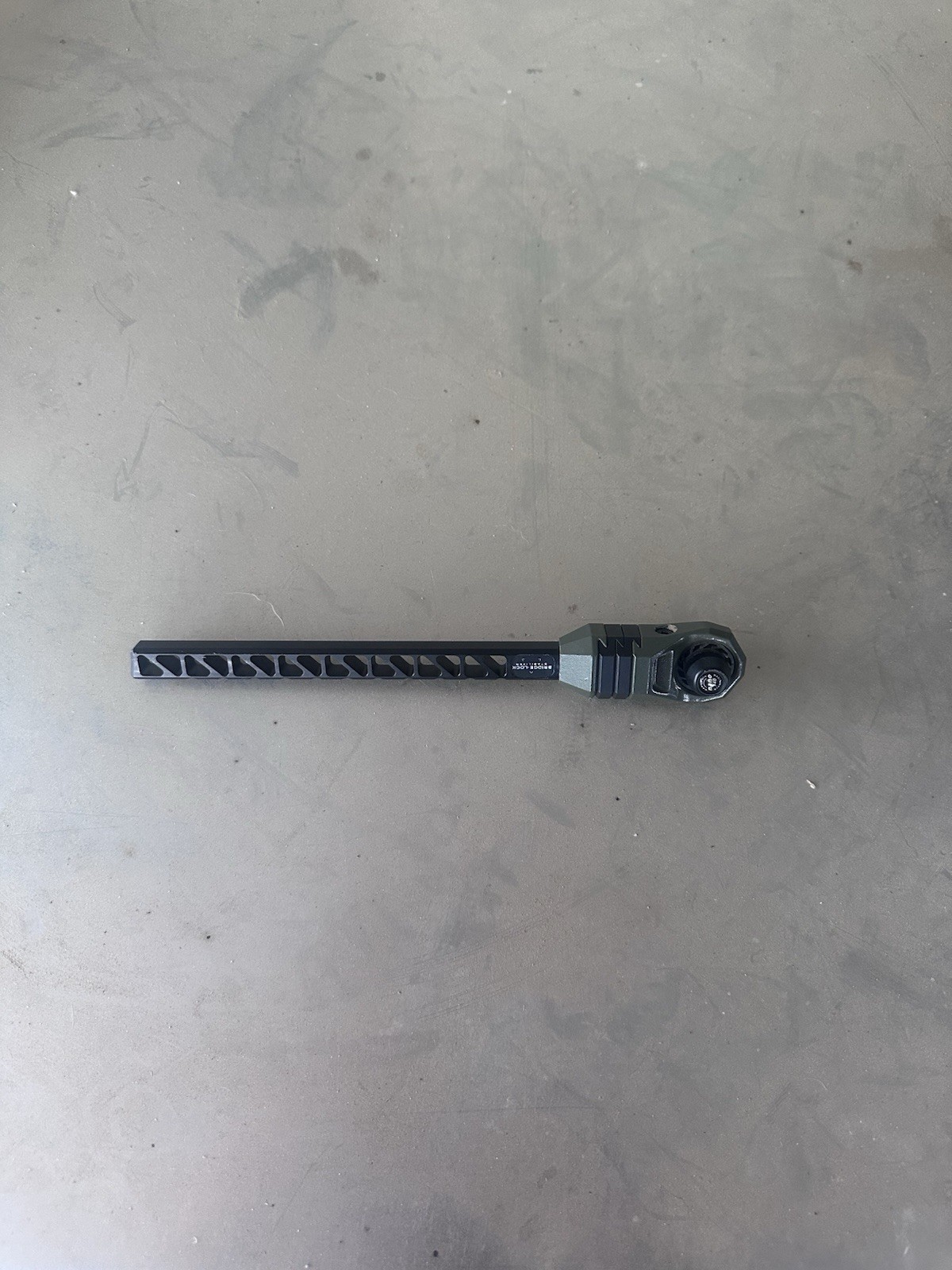Mathews Archery 8in bridge lock