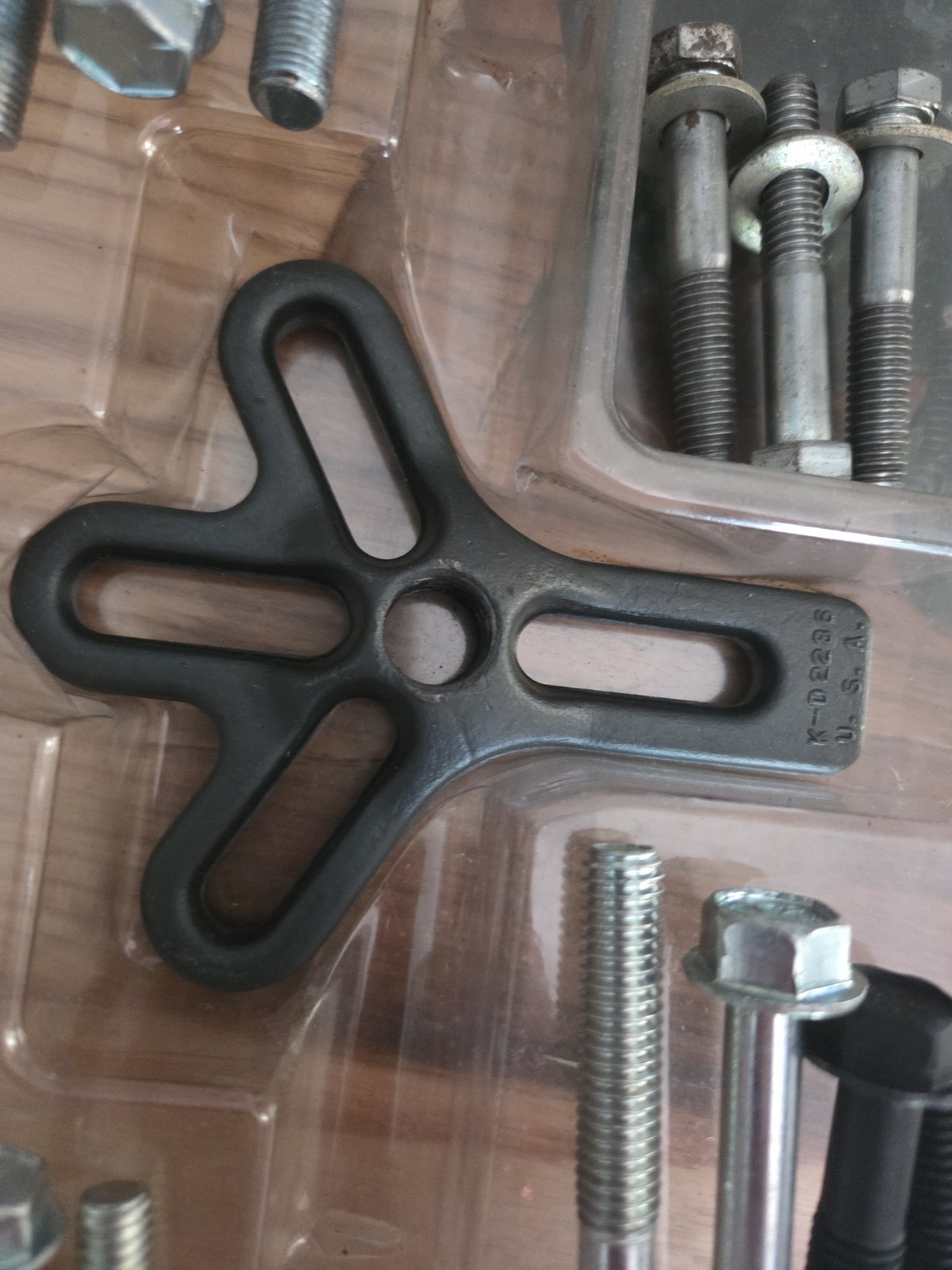 K-D Tools Harmonic Balancer Bolt pulley Puller Set 2286 MINT CONDITION 13 BOLTS