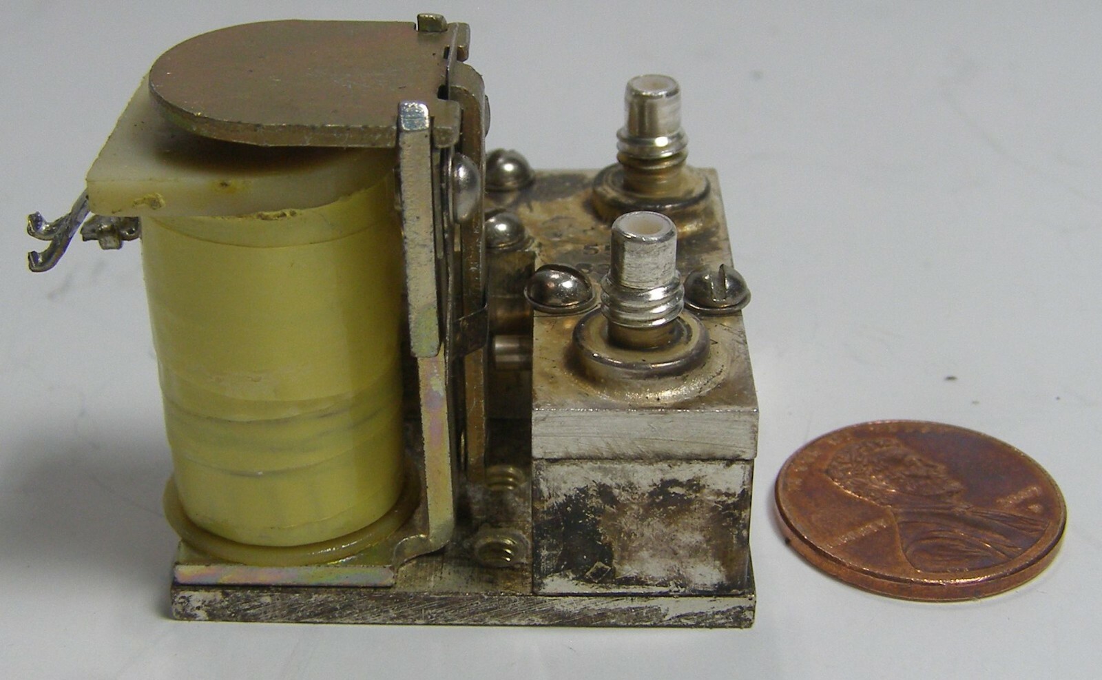 Amphenol RF Relay 315-10053-13 26VDC
