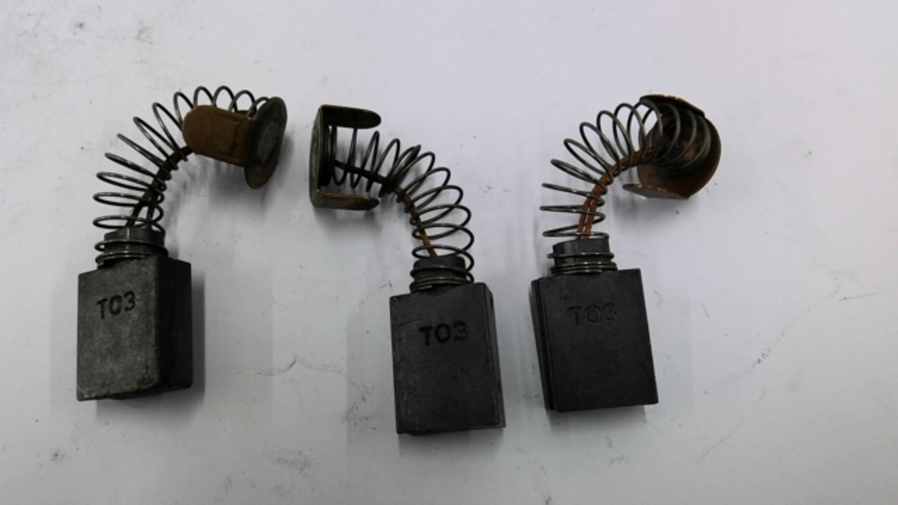 T03 Carbon Motor Brush Set of 3