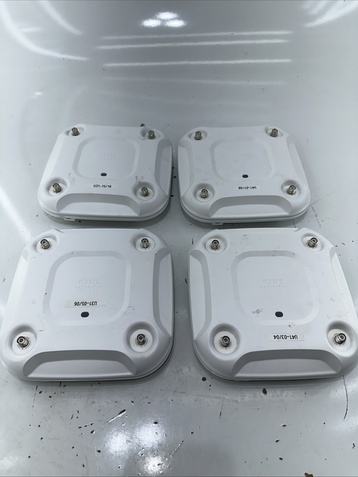 Lot of 4 Cisco Aironet AIR-CAP3702E-A-K9 802.11ac Wi-Fi Wireless Access Point