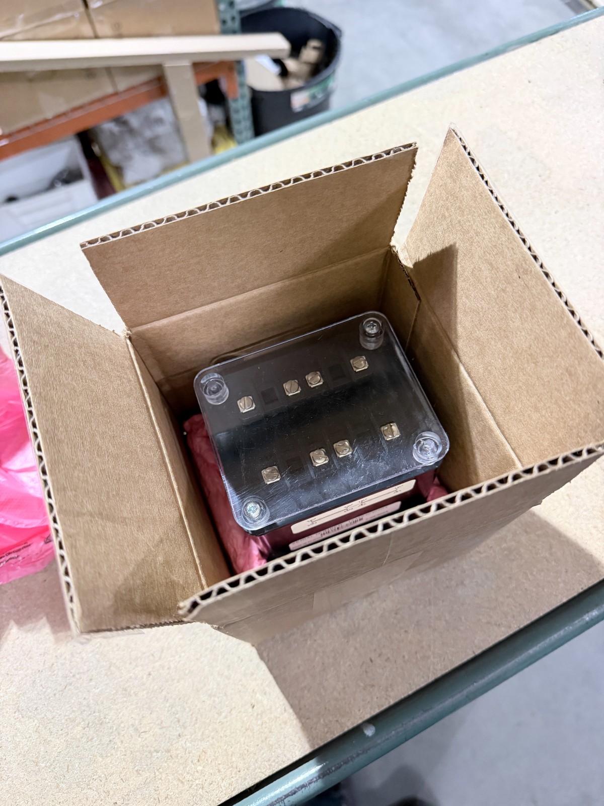 Crompton Instruments (TE Connectivity) 2VT469-480