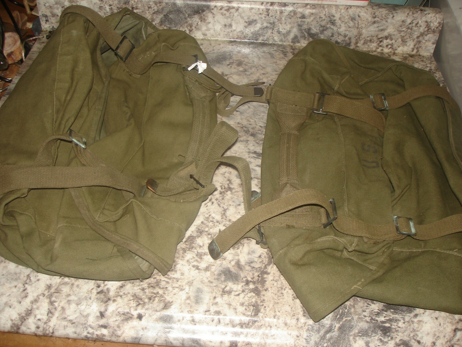 2 Vintage  1949 Cargo Field Pack M-1945 US Army bags Military green NICE