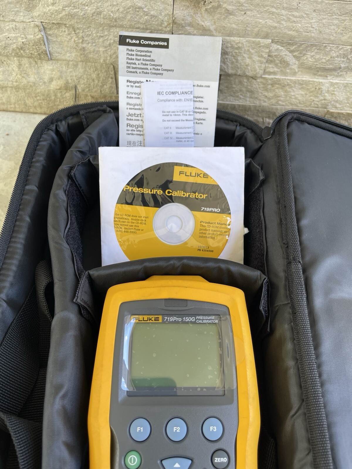 Fluke 719 Pro 150G Pressure Calibrator