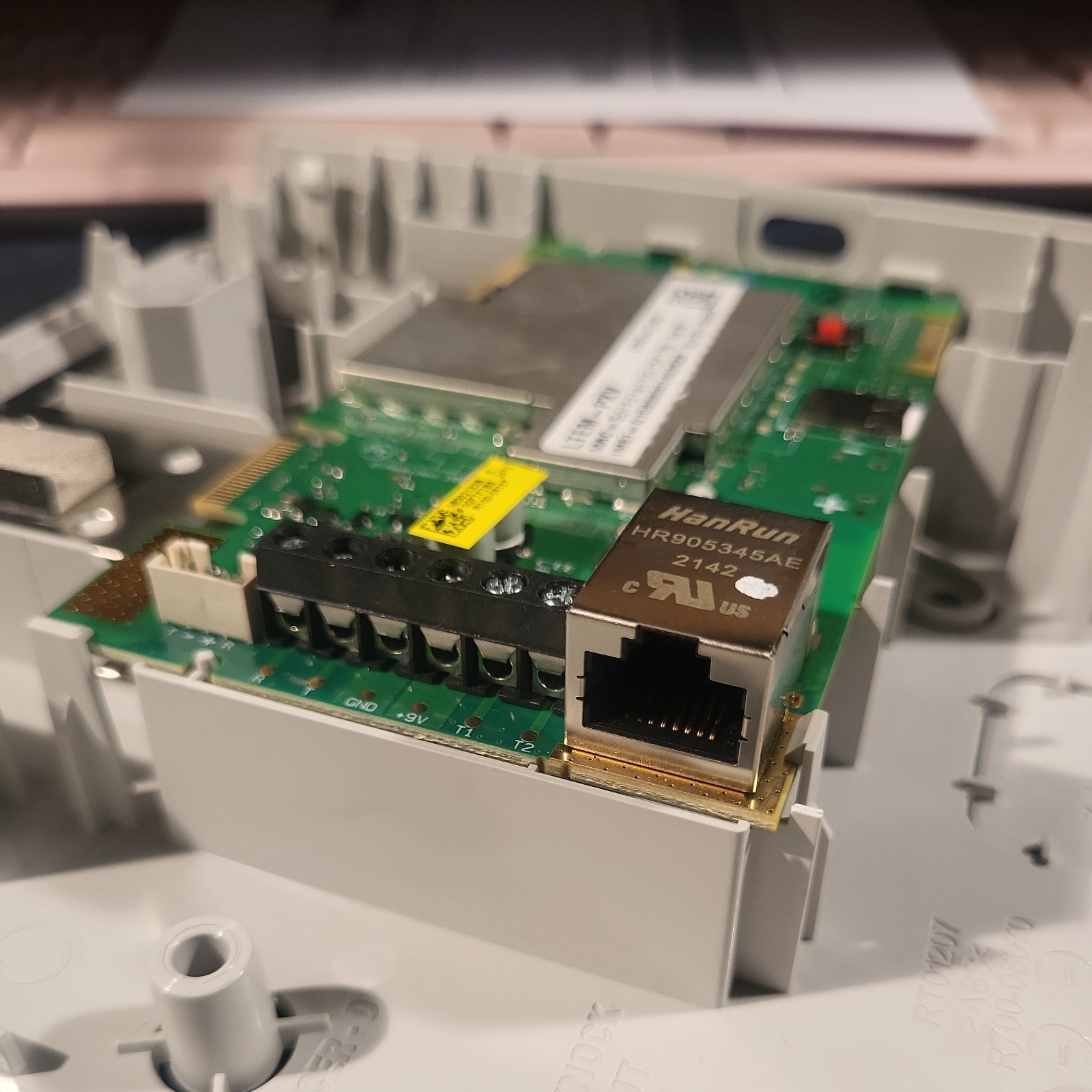 Resideo LTEM-PV Advanced Modular Communicator Verizon LTE Cat M1