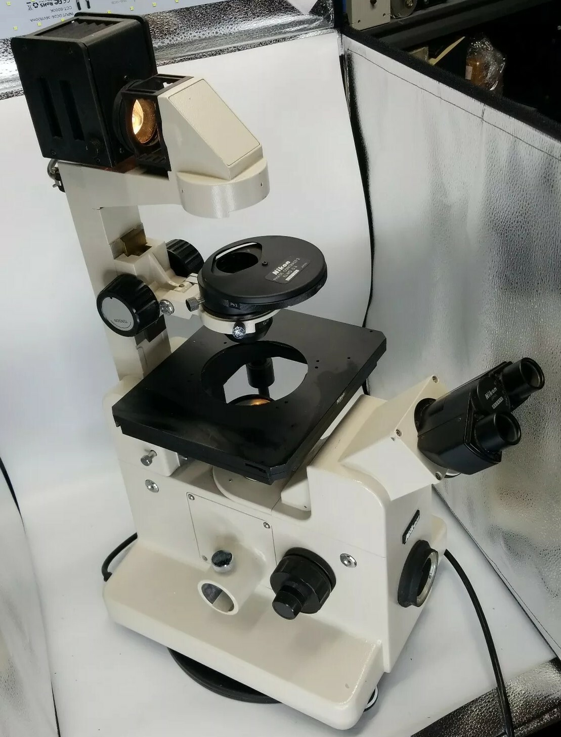 Nikon Diaphot Inverted Phase Contrast-2 ELWD 0.3 Microscope 803450