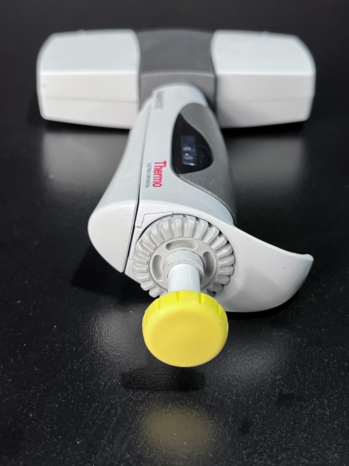Finnpipette 12 Channel Pipette 50 ul Adjustable Volume