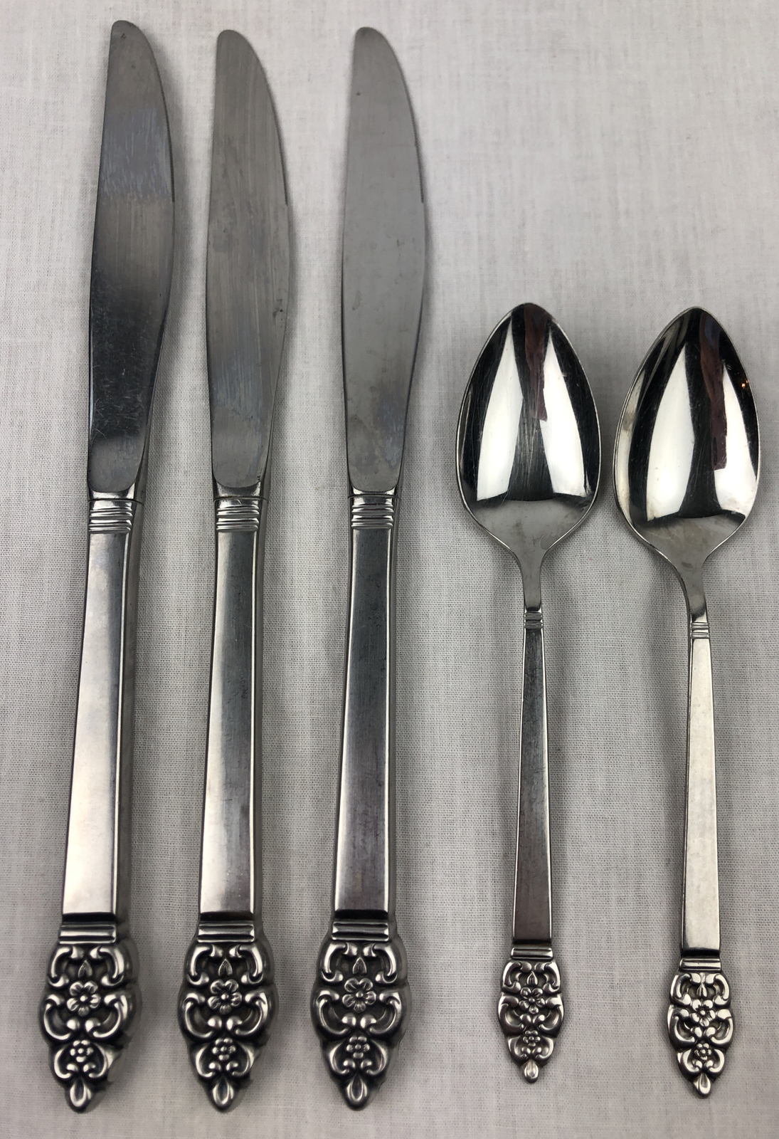 Oneidacraft Nordic Crown Stainless Flatware 5 Pcs Knife Spoon Oneida Vintage