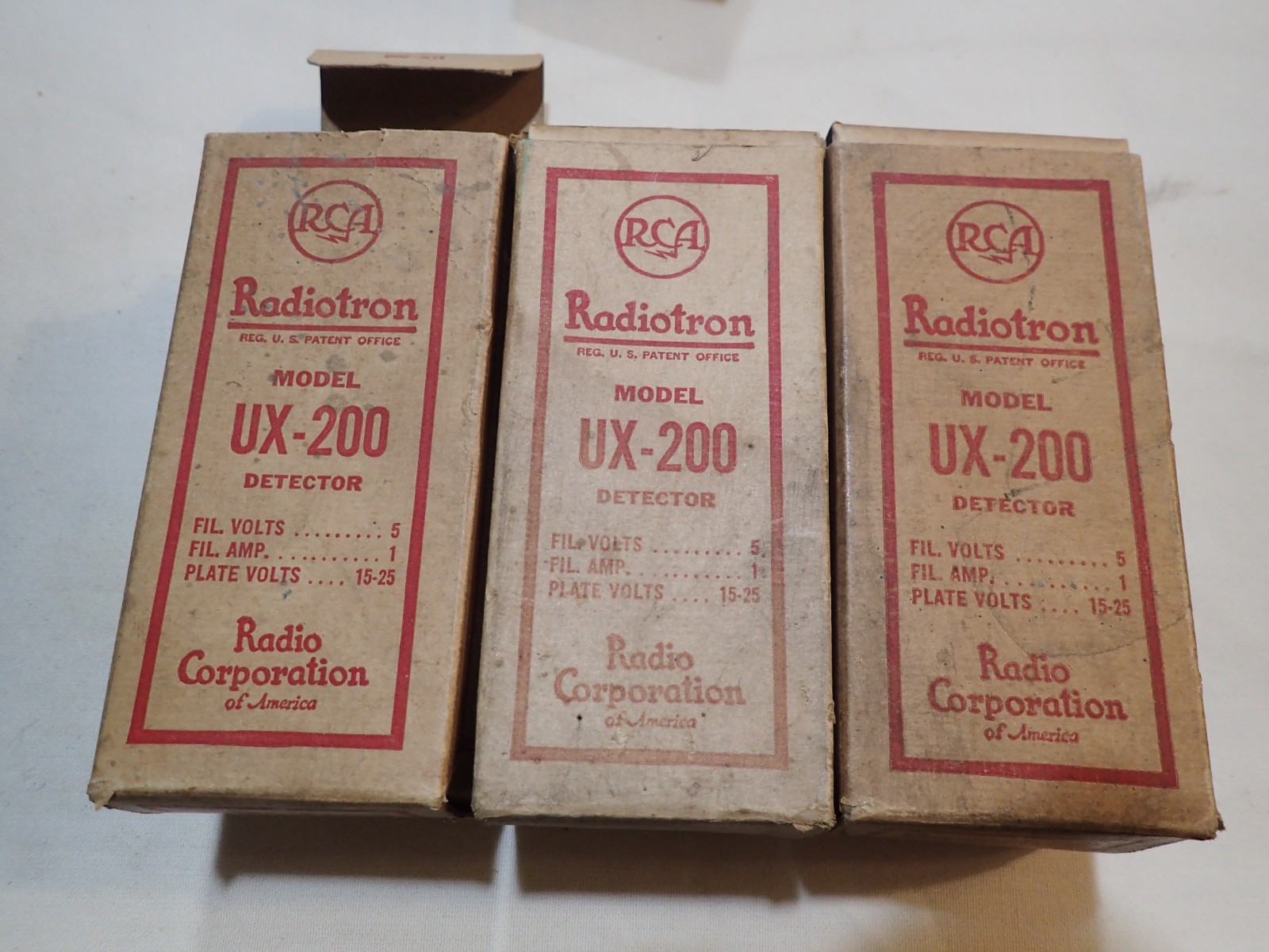 Antique 1920s Radio UX-200 Vacuum Tubes RCA RADIOTRON NOS ~ SET OF 3