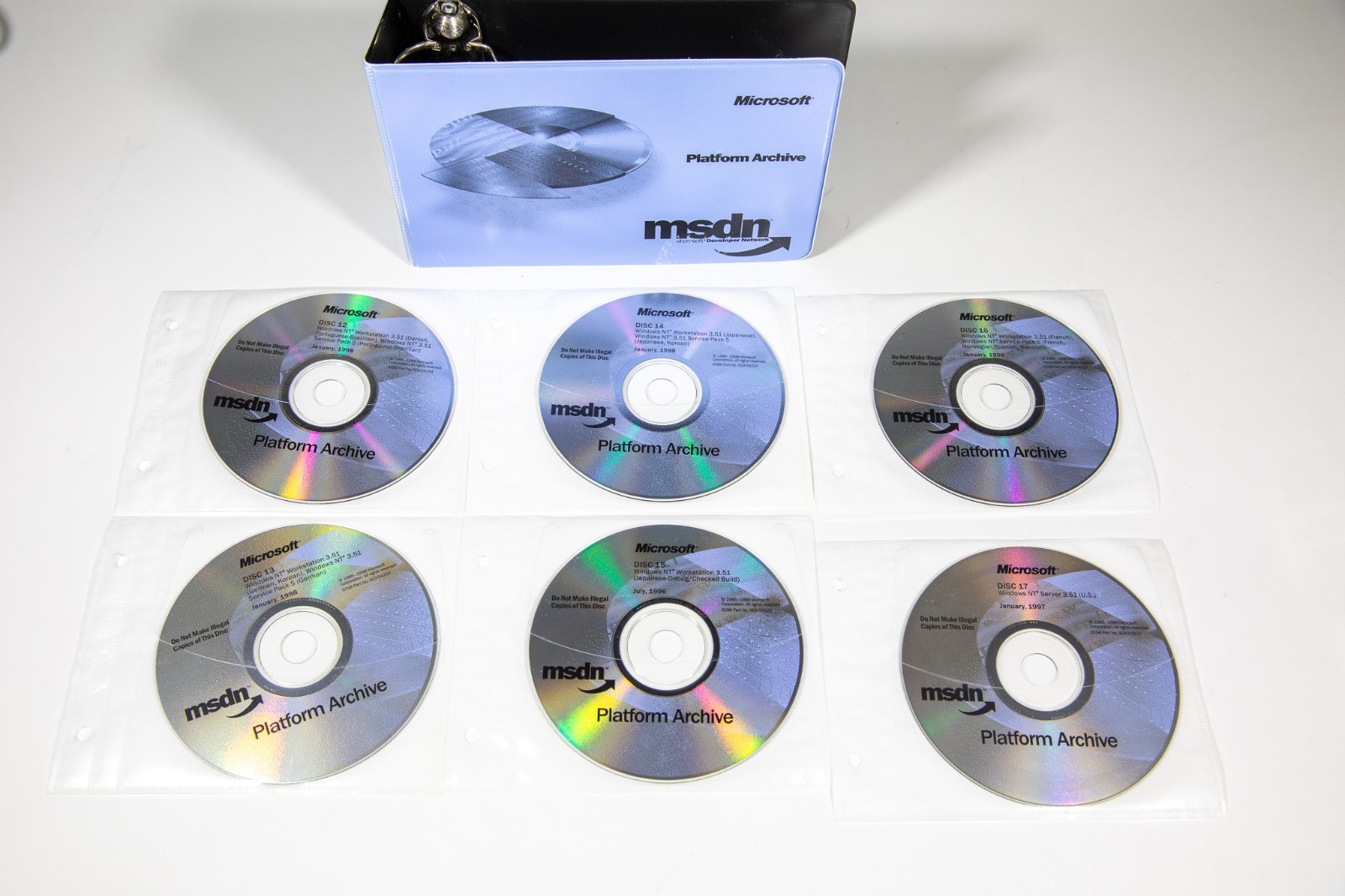 MSDN Microsoft Developer Network Network Platform Archive: 1996-1998 | 20 CDs