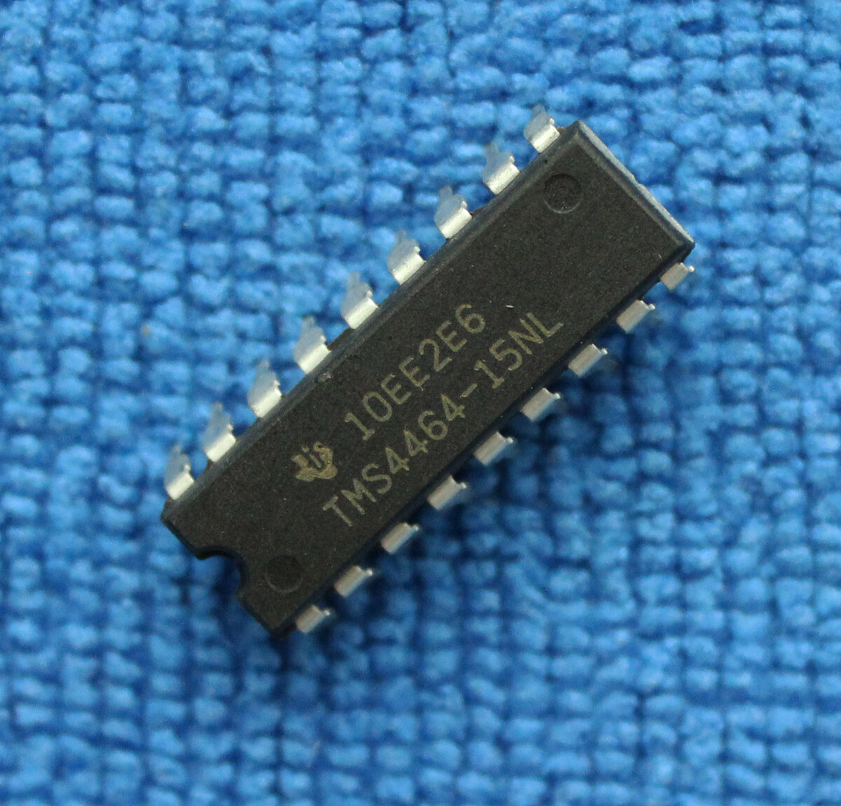 10pcs TMS4464-15NL DIP-18 Integrated Circuit IC