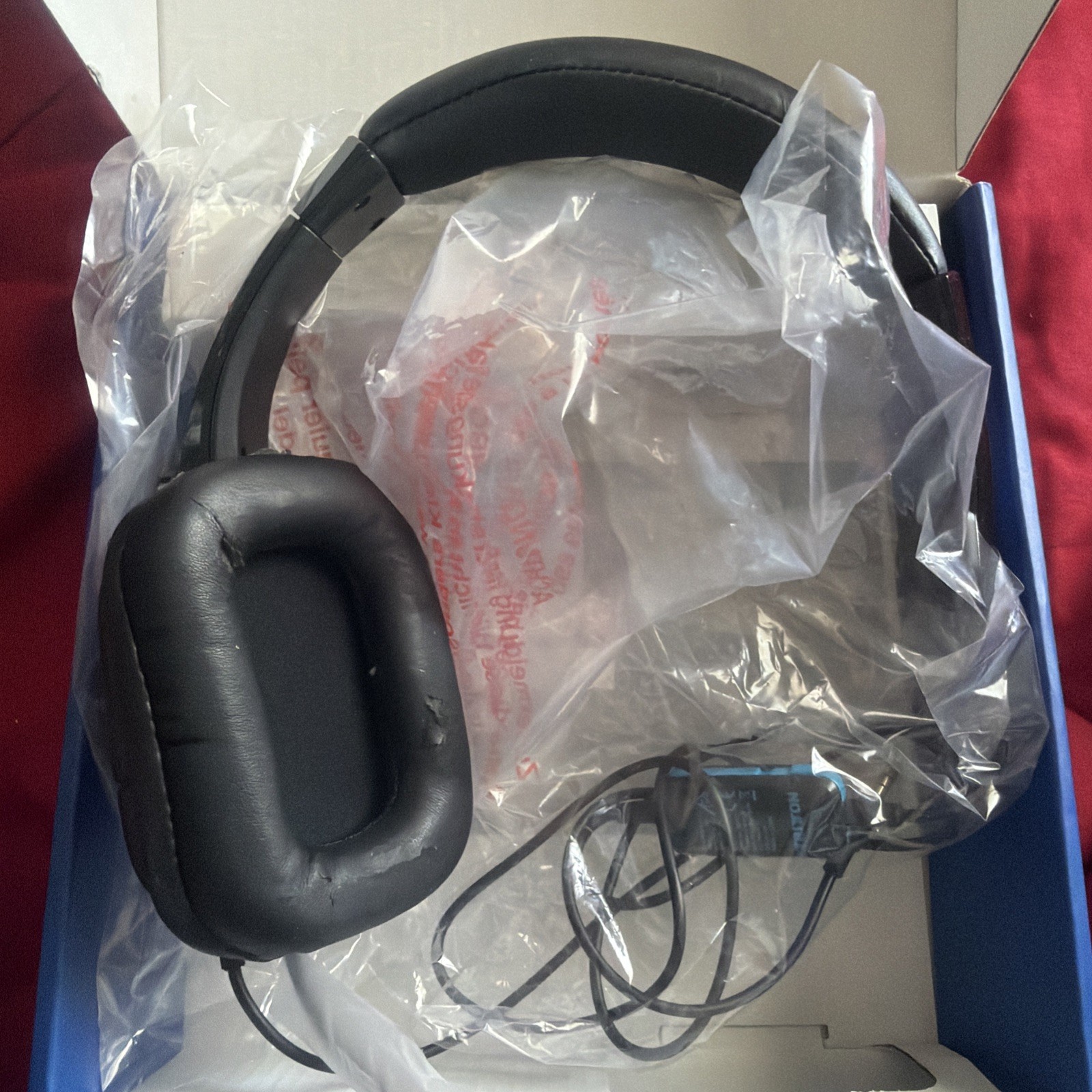 TRITON  HEADPHONES