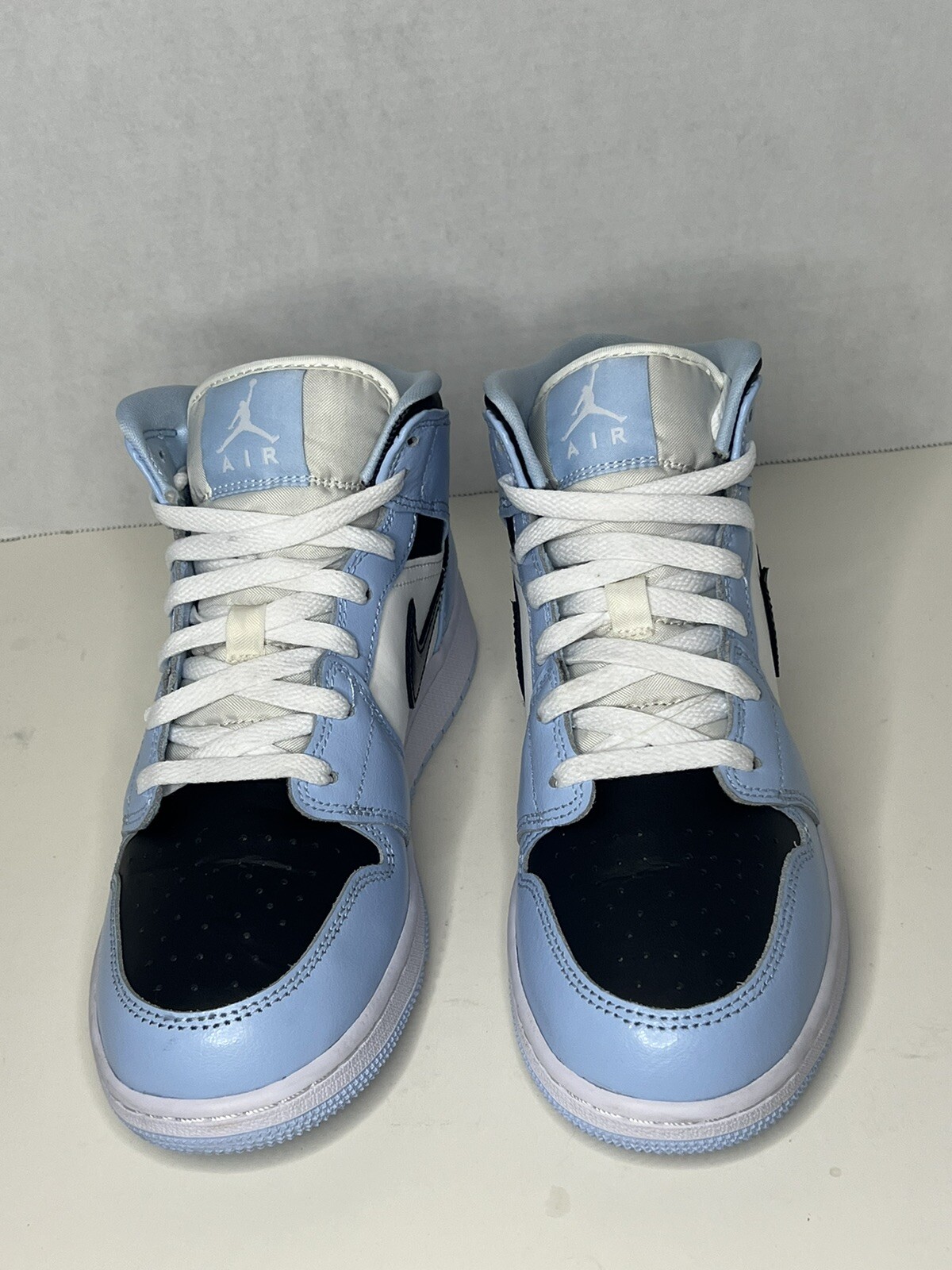 Jordan 1 Mid Ice Blue Sz 6.5 y