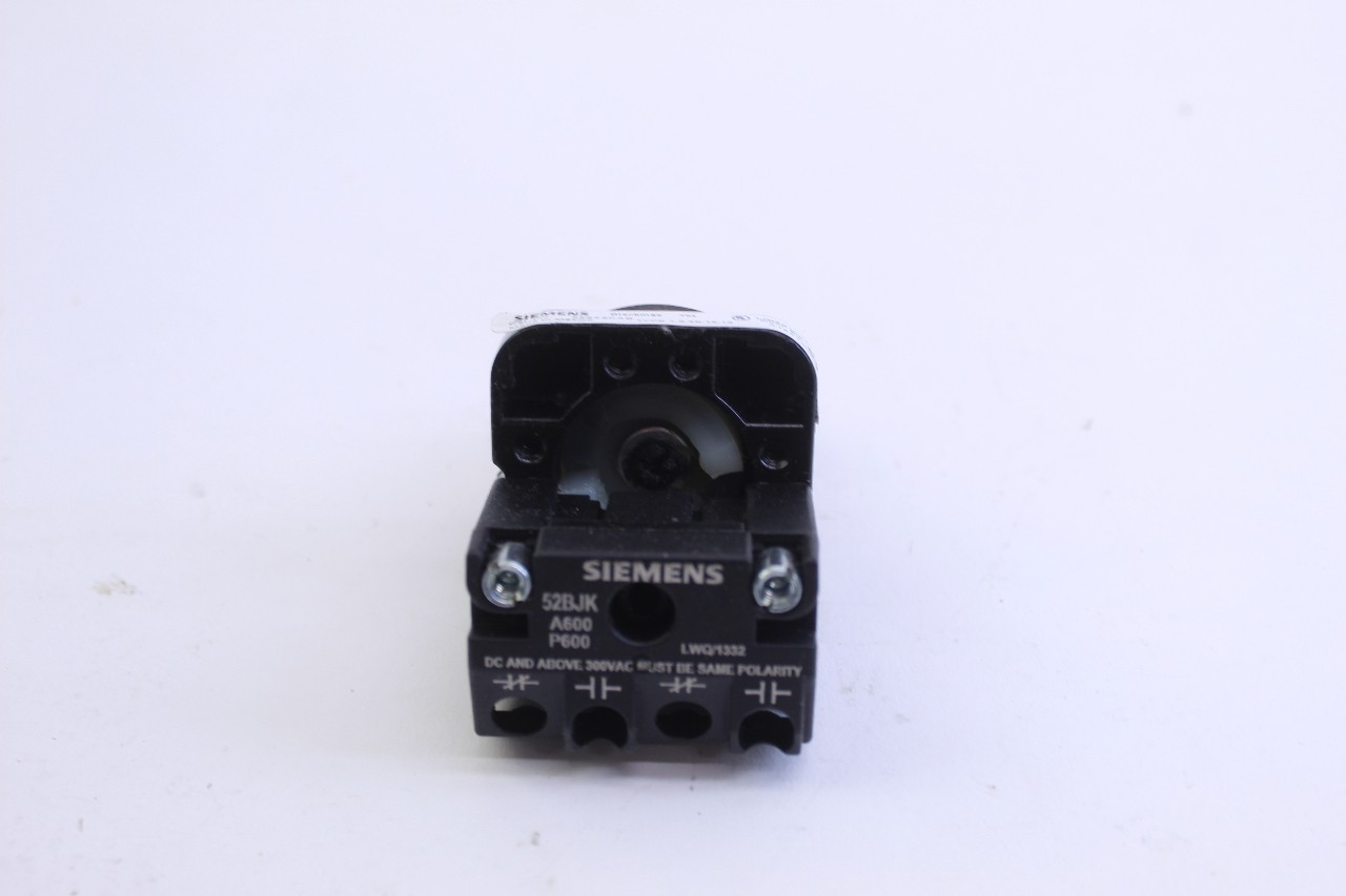Siemens 52ZX2CABA1 Three Position Selector Switch New in Box