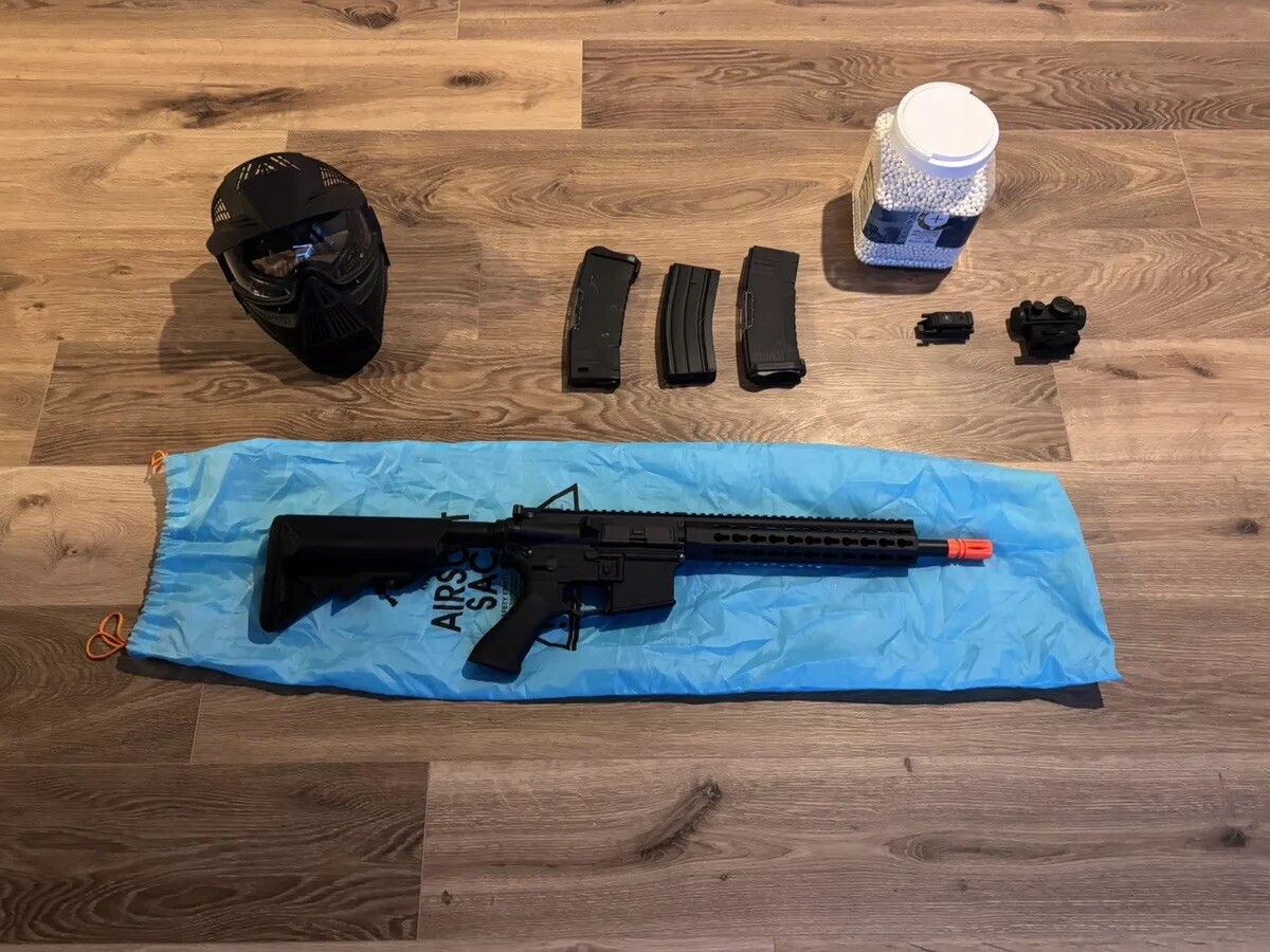 M4 Lancer Tactical Airsoft Lot, Pistol, Mask, Scope, Magazines, Charger, EUC!