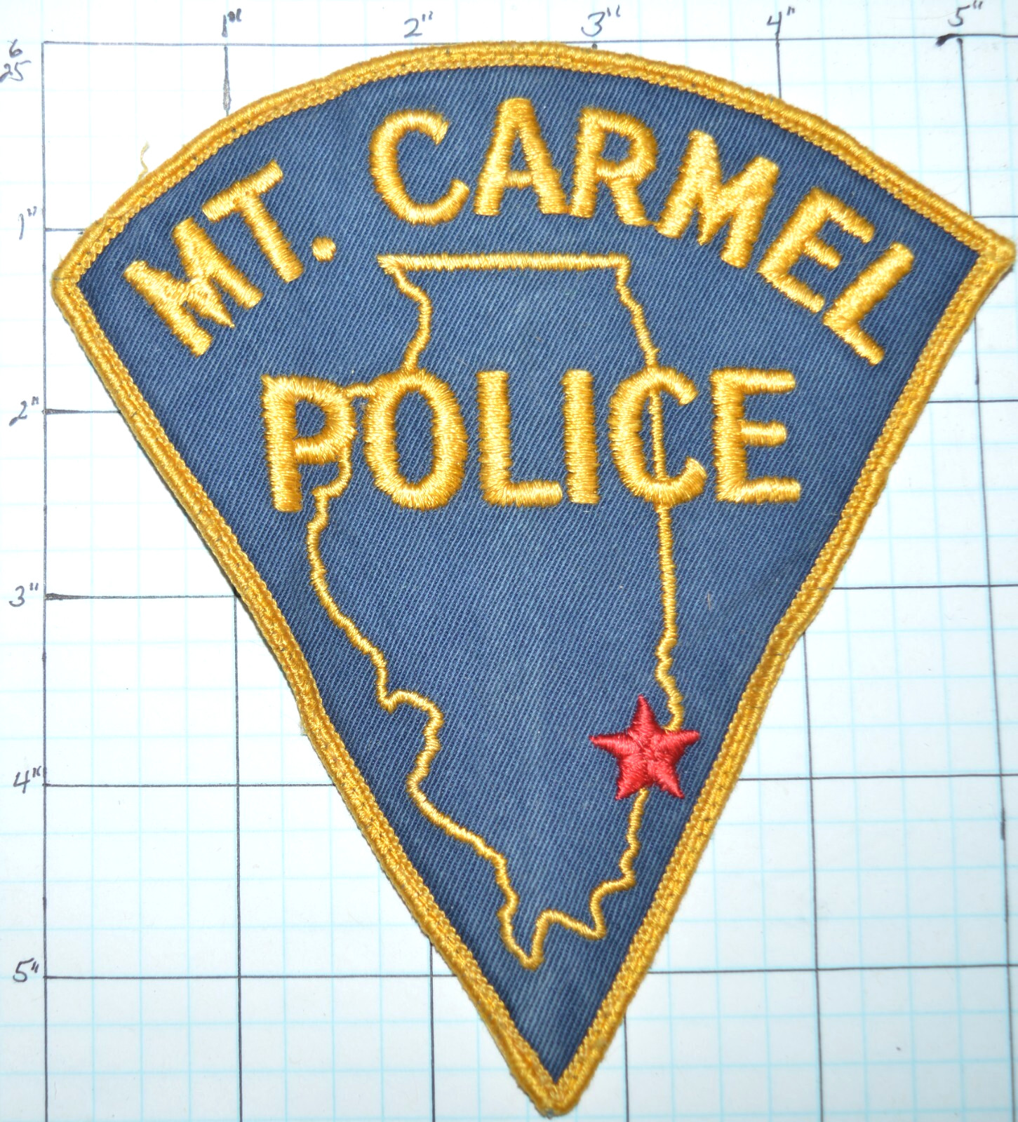 ILLINOIS, MT. MOUNT CARMEL VINTAGE POLICE DEPT 5.75" PATCH