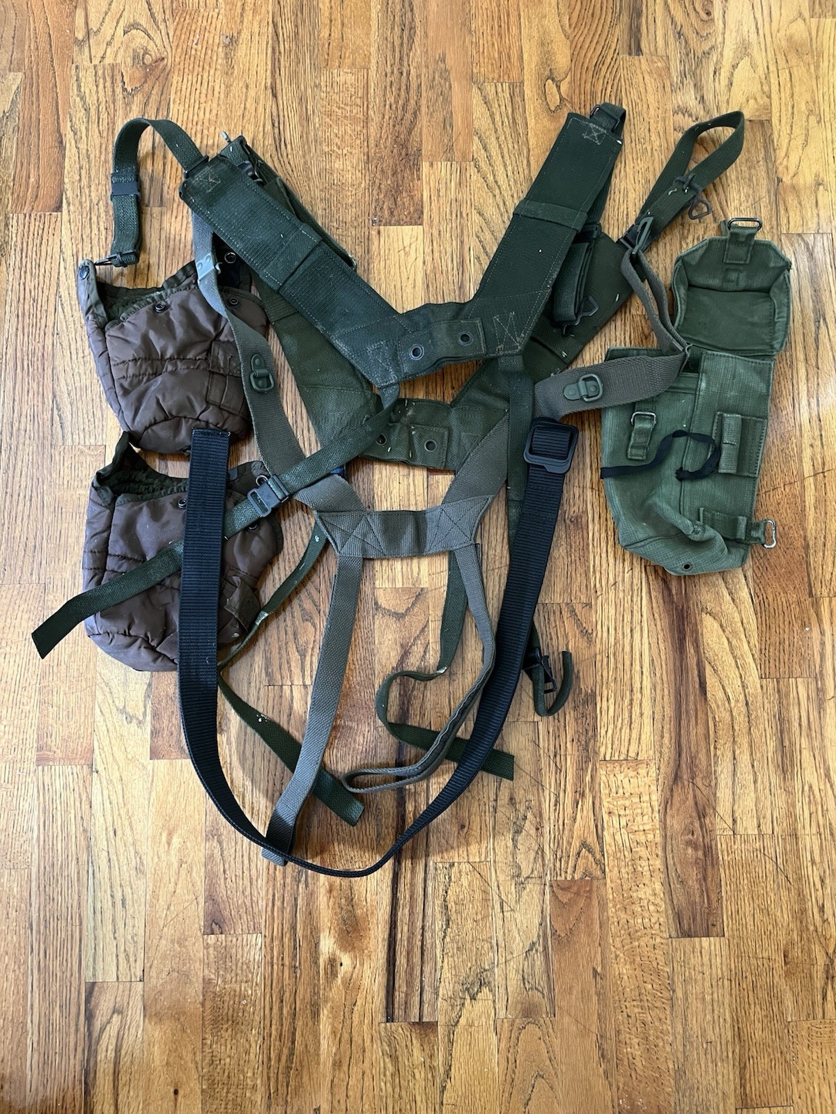 Lot Of Web Gear Alice Canteen P58 Pouch French FAMAS Harness Belgian M1956