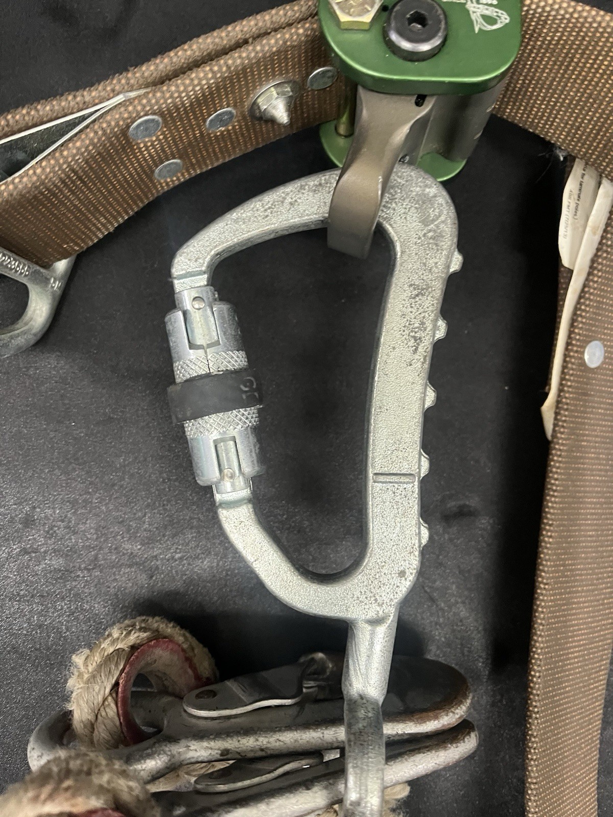 Buckingham 488WQ4 SuperSqueeze Fall Restriction Device 3/14