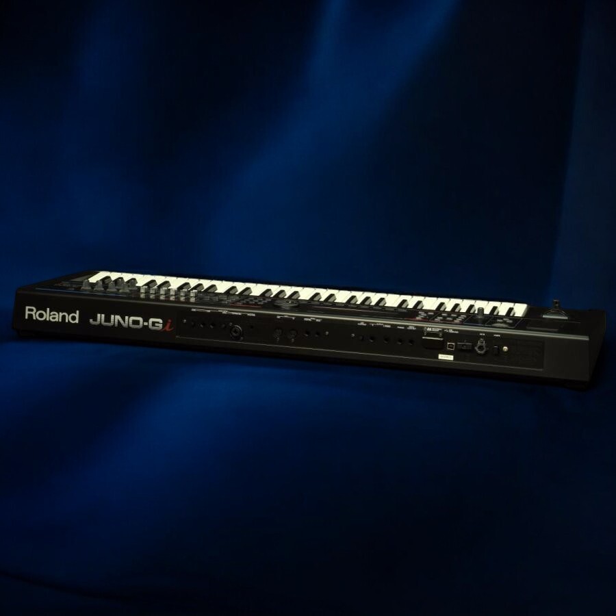 ROLAND JUNO GI Mobile Keyboard Synthesizer Tested/working
