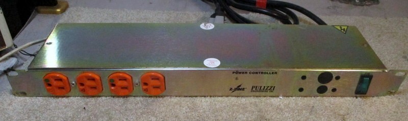 PULIZZI Z-LINE POWER CONTROLLER 12 OUTLET WITH CORD