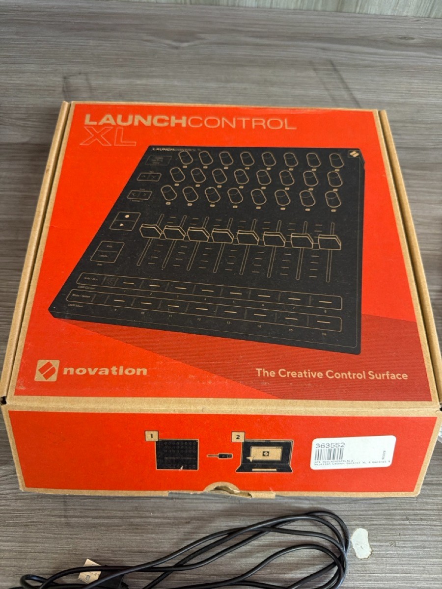 NOVATION LAUNCH CONTROL XL (PSO042189)