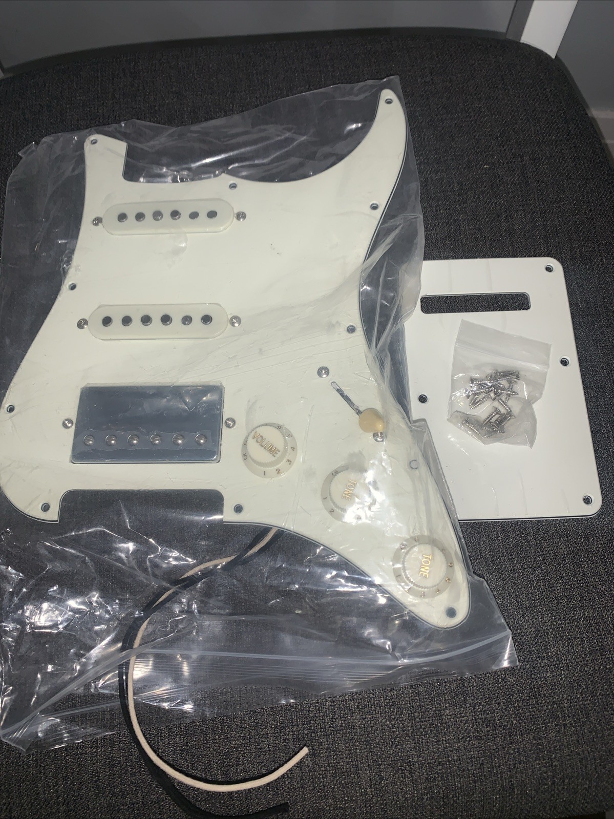 Alnicov Loaded Pre wired Pick guard