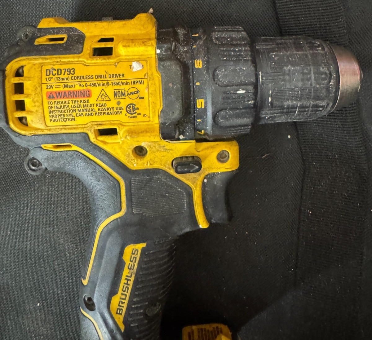 DEWALT 20-volt Max 1/2-in Keyless Brushless Cordless Drill