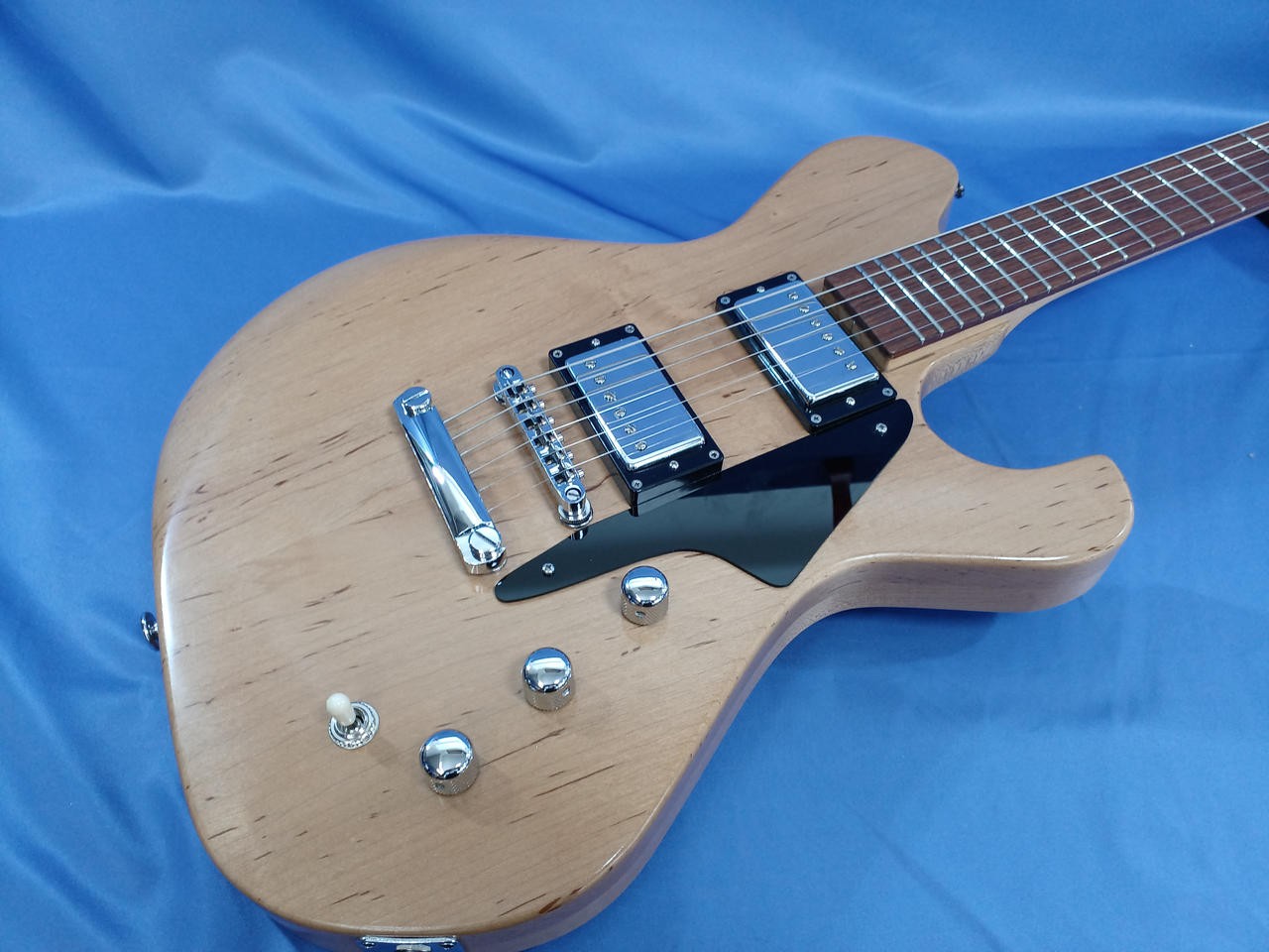 BEATVOX GUITARS - Electric guitar
