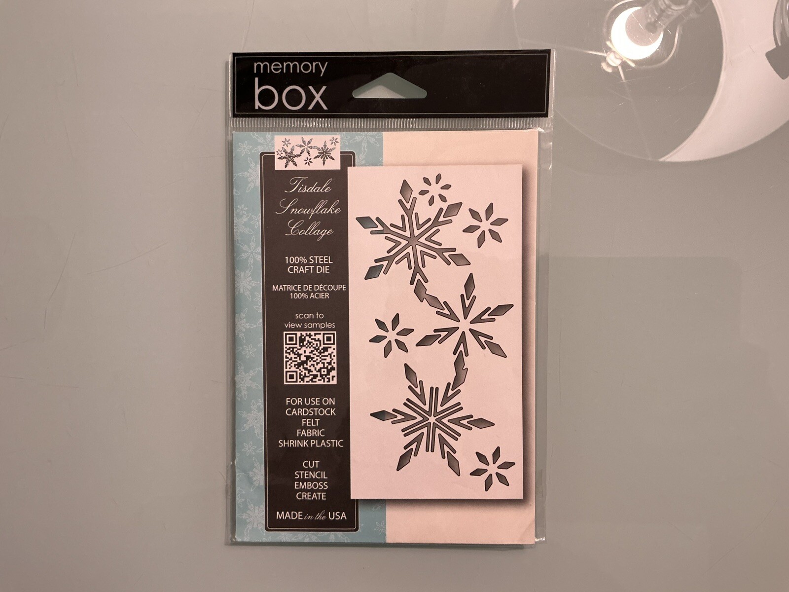 Memory Box “Tisdale Snowflake Collage” Cutting Die (Used, Great Condition)