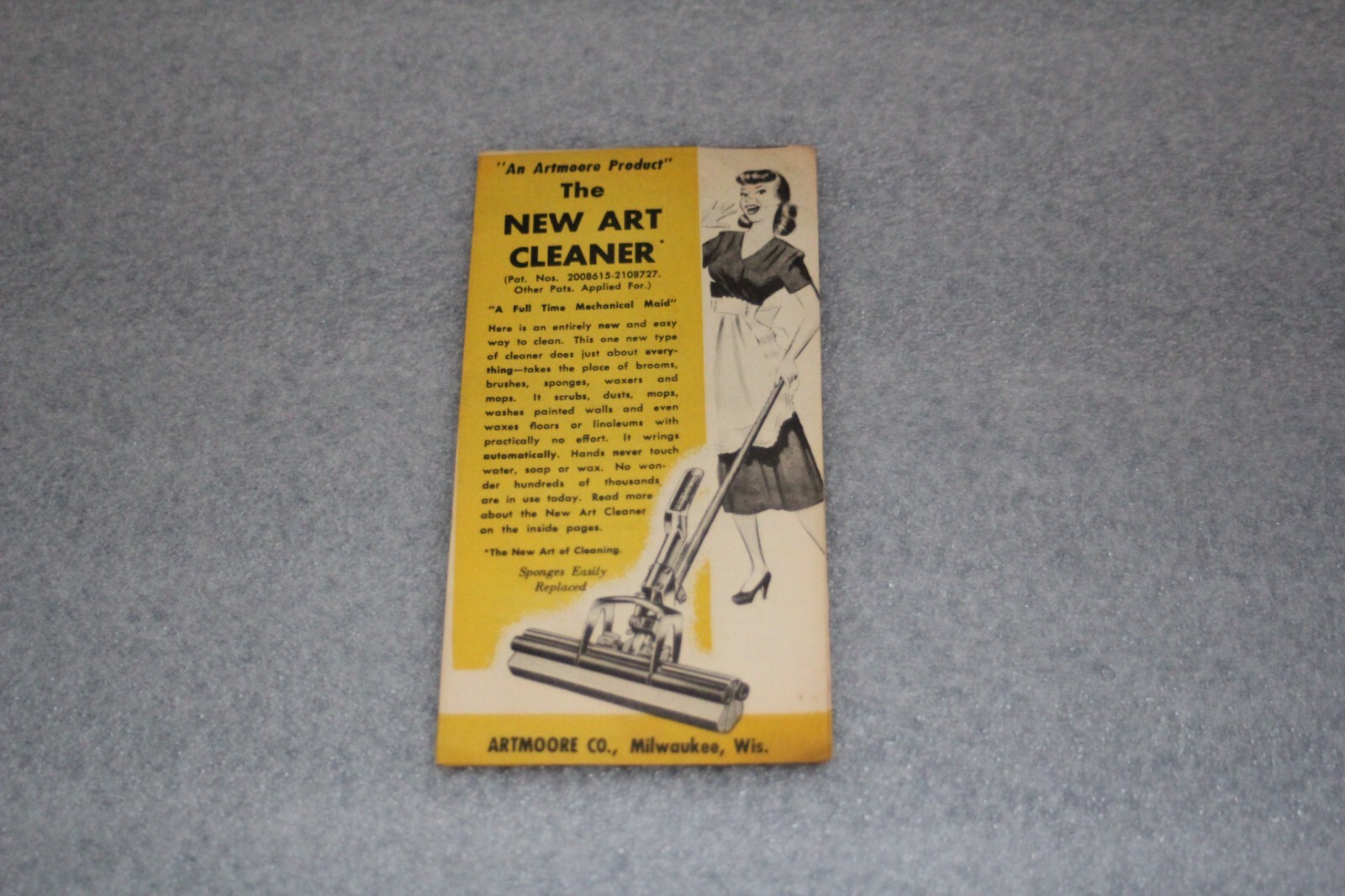 1940 ARTMOORE PRODUCT THE NEW ART CLEANER FULL TIME MECHANICAL MAID MOP BROCHURE