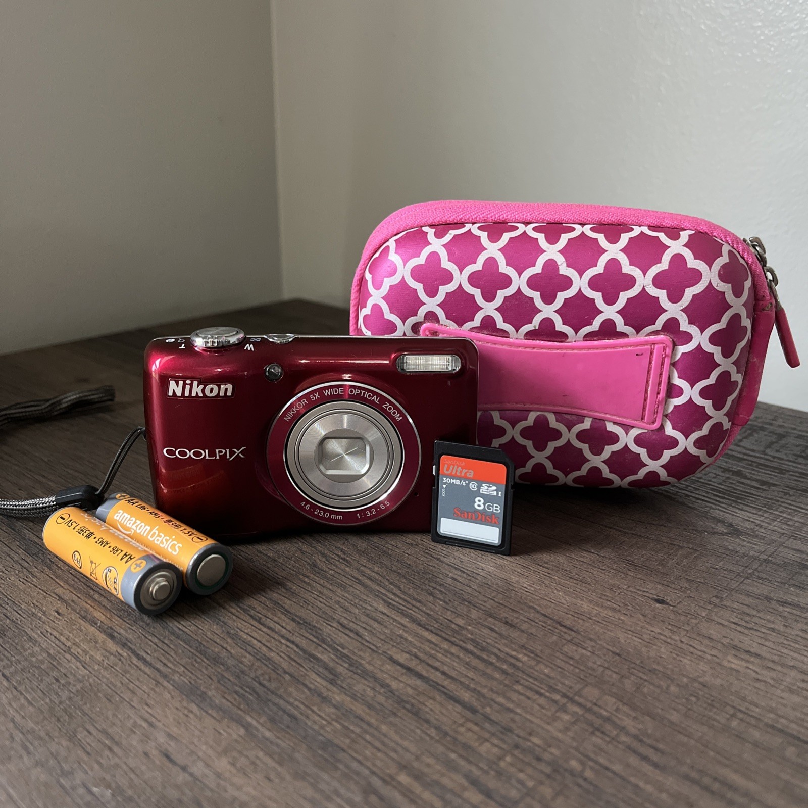 Nikon Coolpix L26 Digital Camera Red 16.1MP 5x Zoom Tested Working + SD +case
