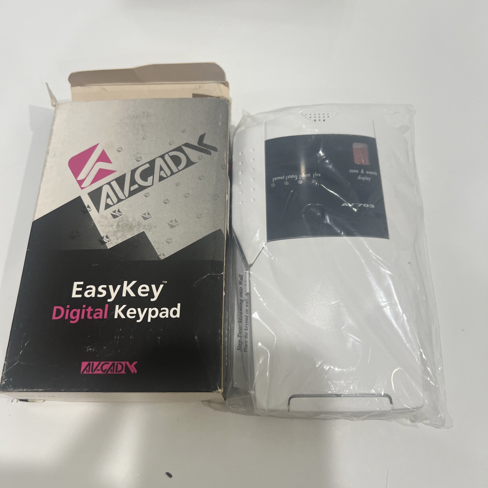 AV-GAD AV-702T LCD Alarm Keypad EasyLoader Security System w Box & Manuals