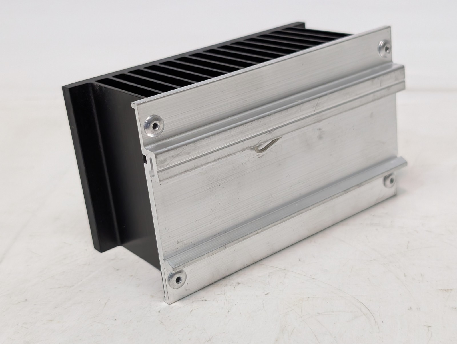 Crydom HS103DR solid state relay heat sink DIN rail mount as pictured