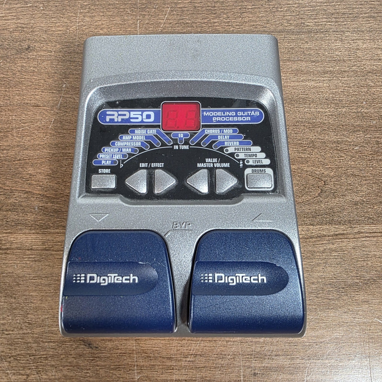 DigiTech RP50V Digital Modeling Guitar Multi-Effects Pedal Delay