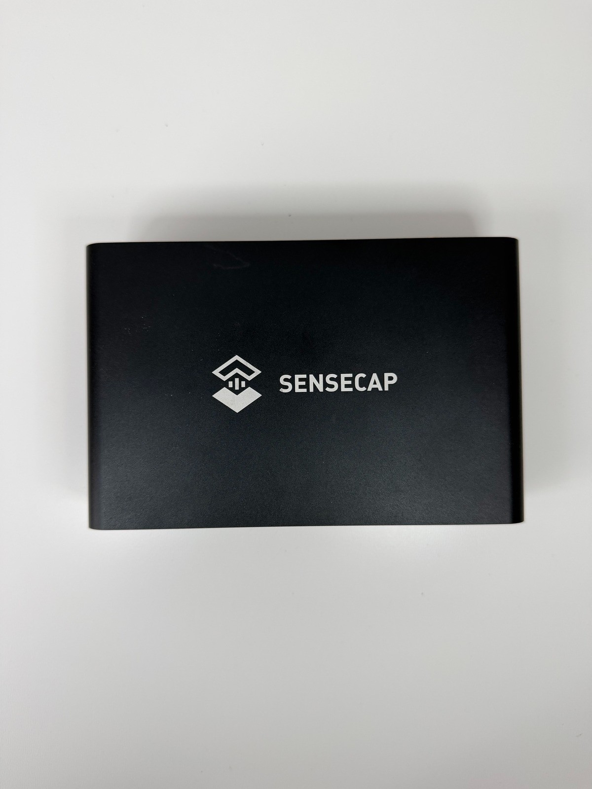 SenseCAP M1 LoRaWAN Indoor Gateway M1-4915 Helium Miner