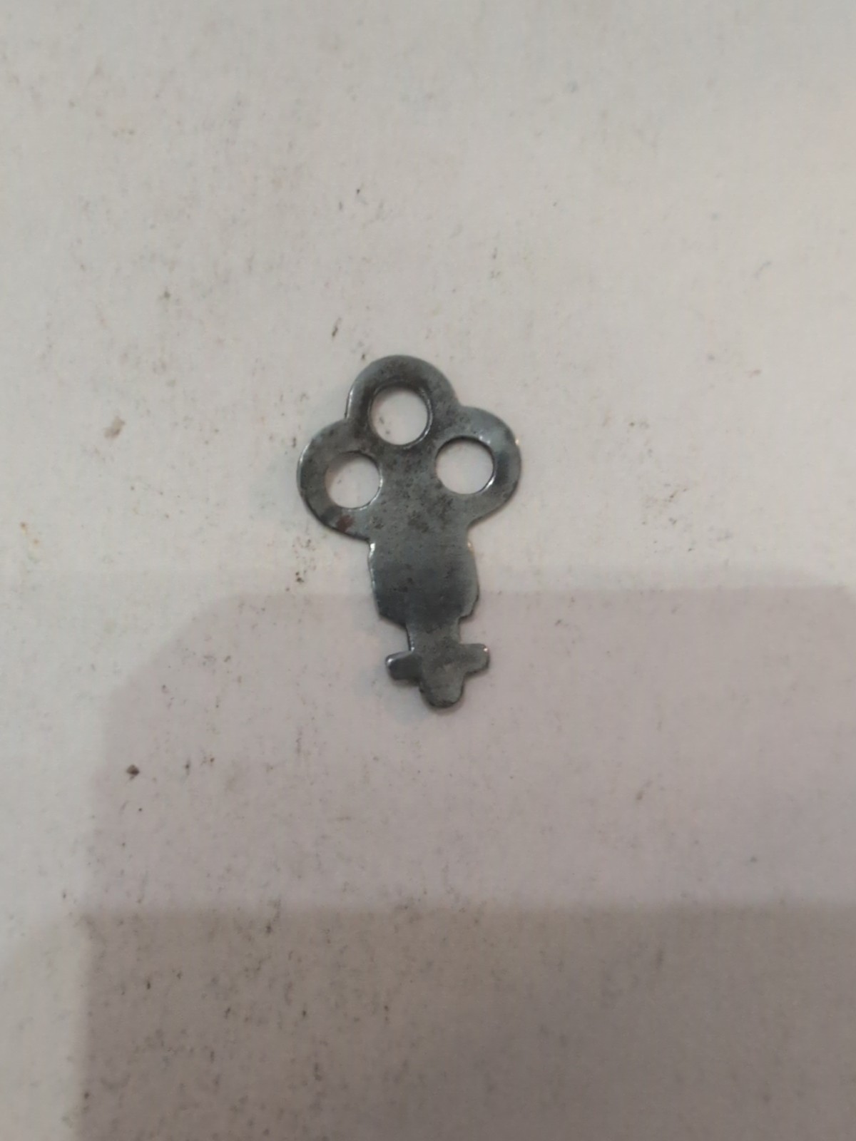 Vintage Flat Steel Key Steamerbox